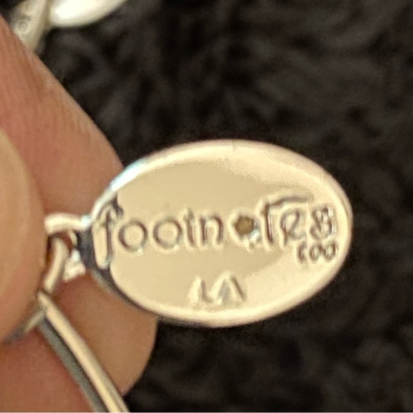 Footnotes Mother Daughter Friend and Believe In Your Dreams Charm Bracelets - Picture 10 of 10